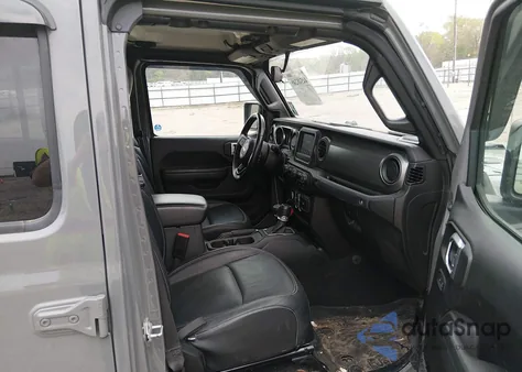 2022 Jeep Gladiator Willys 4X4 z USA, uszkodzony, nr VIN 1C6JJTAM9NL138086